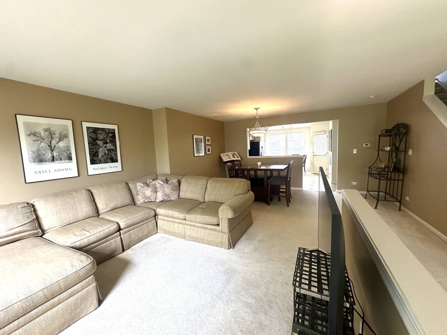 2482 Anna WAY, Elgin, IL 60124