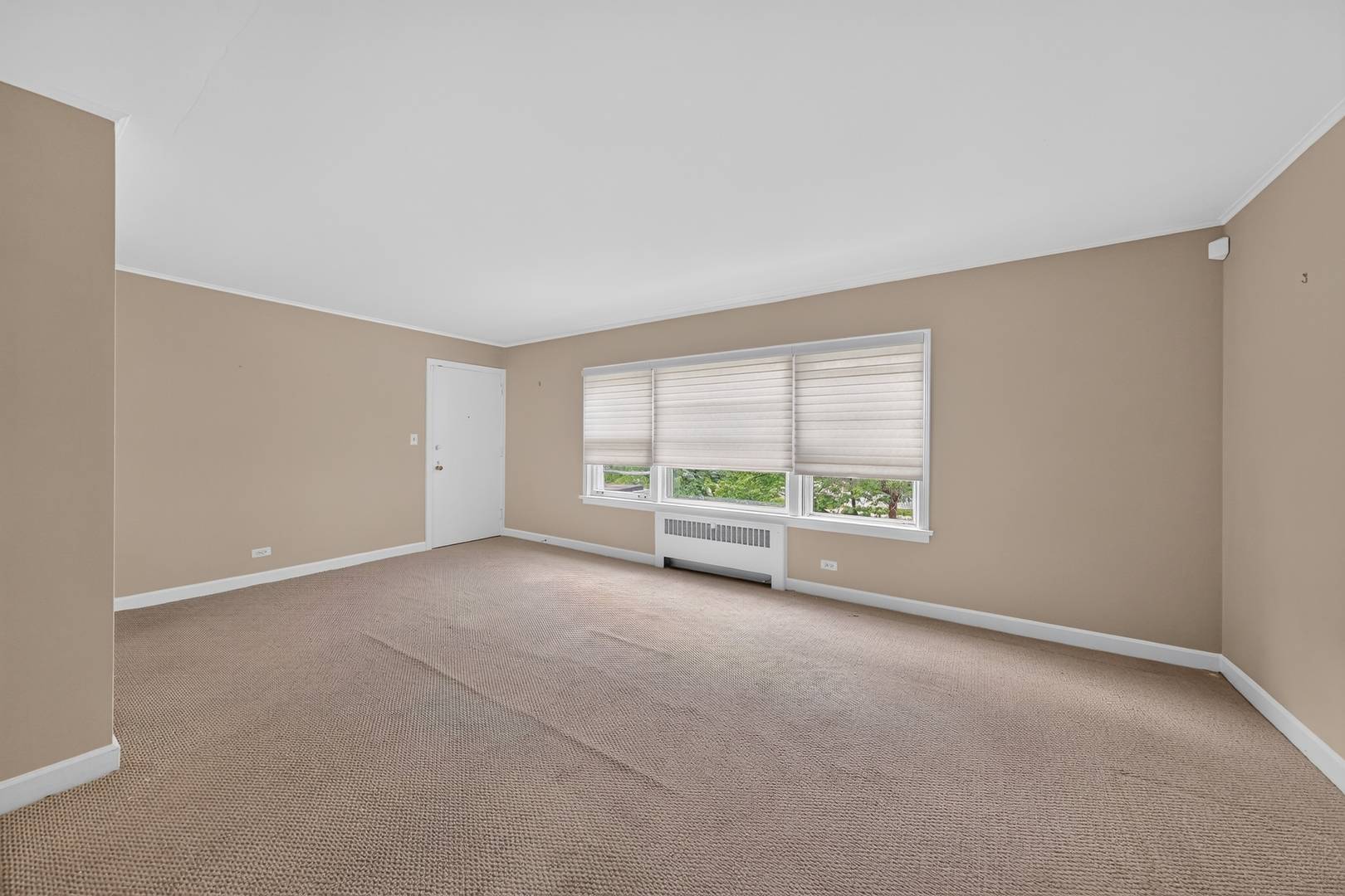 2541 Bennett AVE #1, Evanston, IL 60201