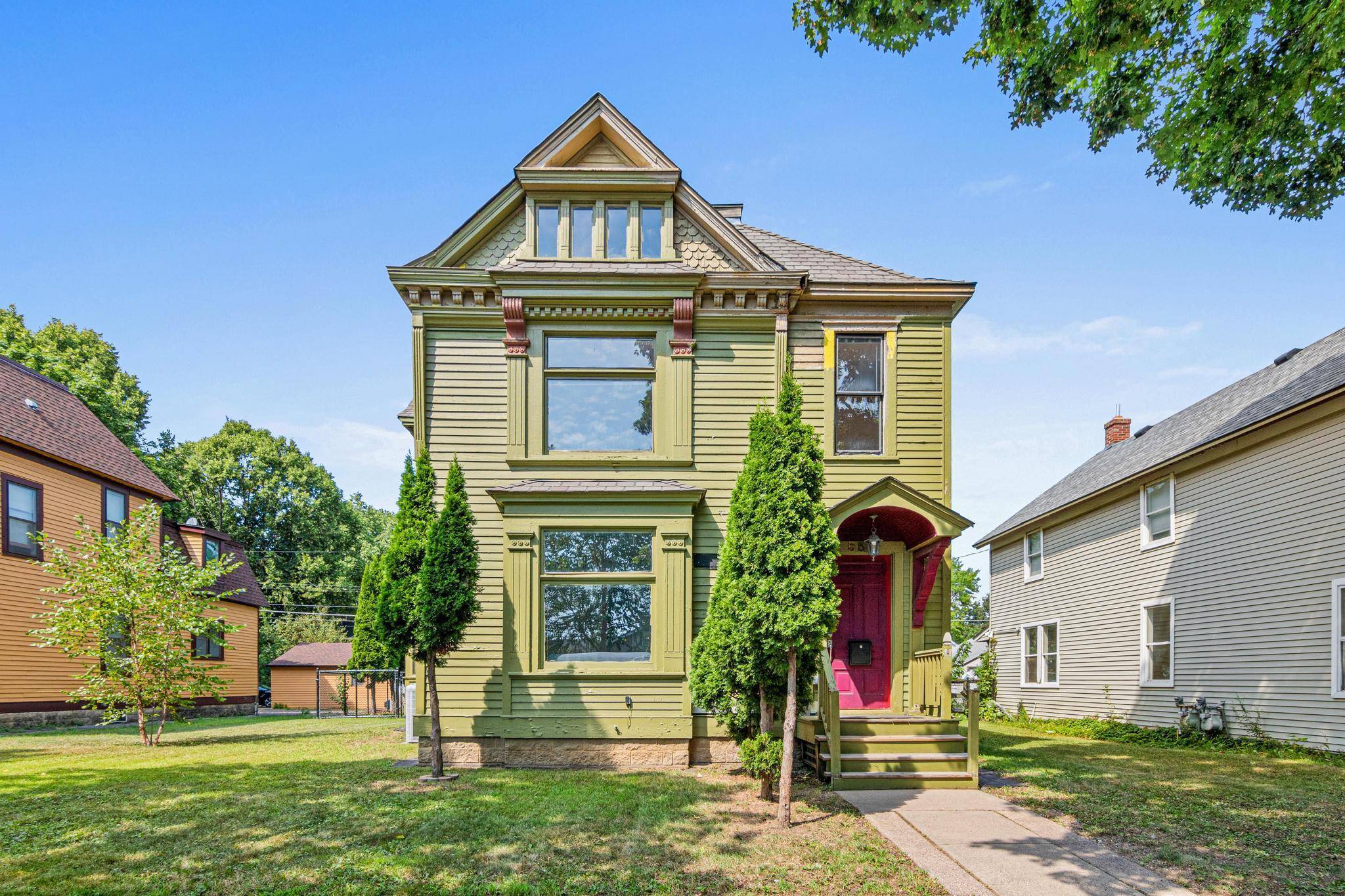 553 Sherburne AVE, Saint Paul, MN 55103
