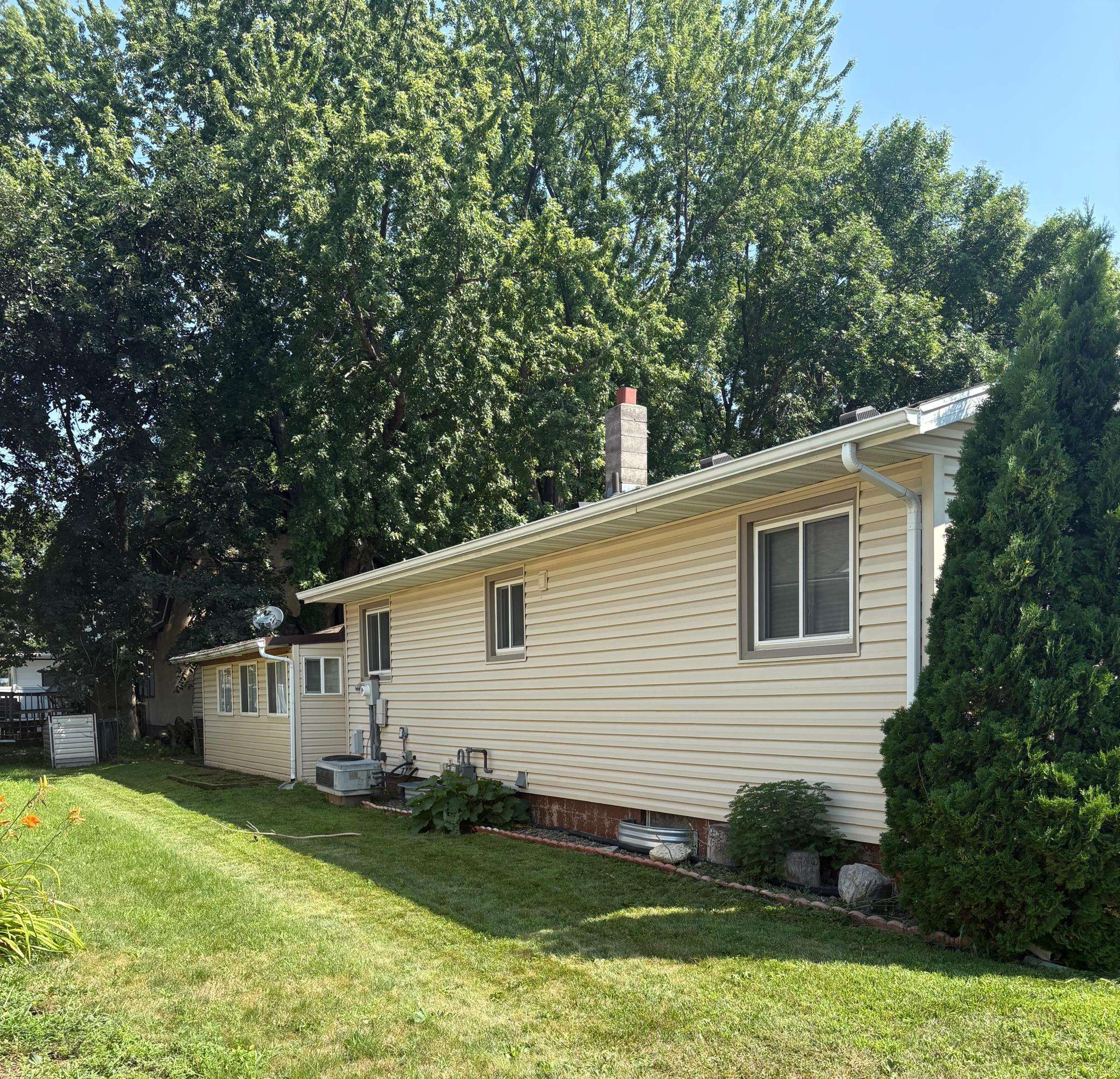 503 N 5th ST, Montevideo, MN 56265