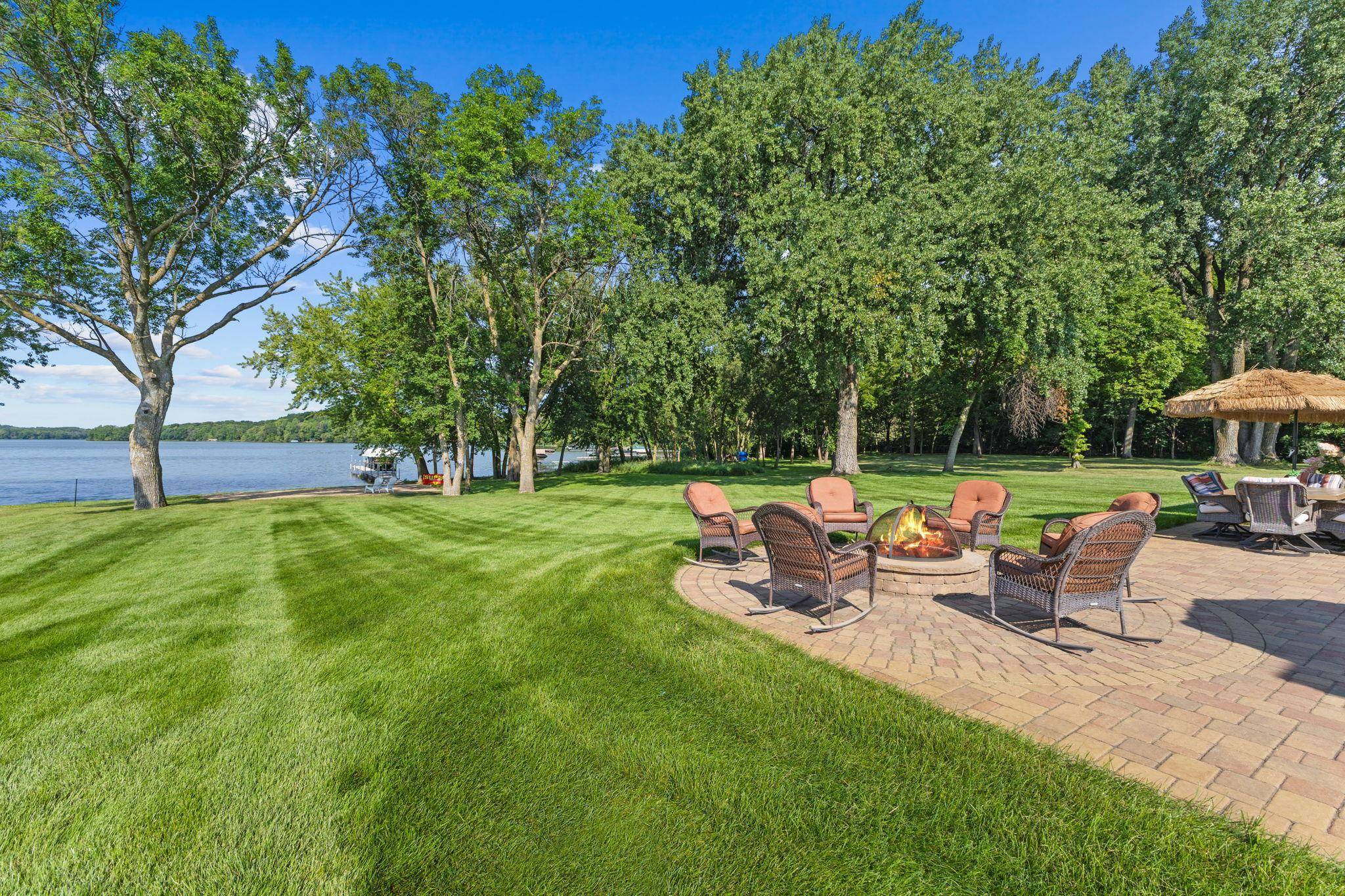 11344 Circle Ridge LN, Faribault, MN 55021