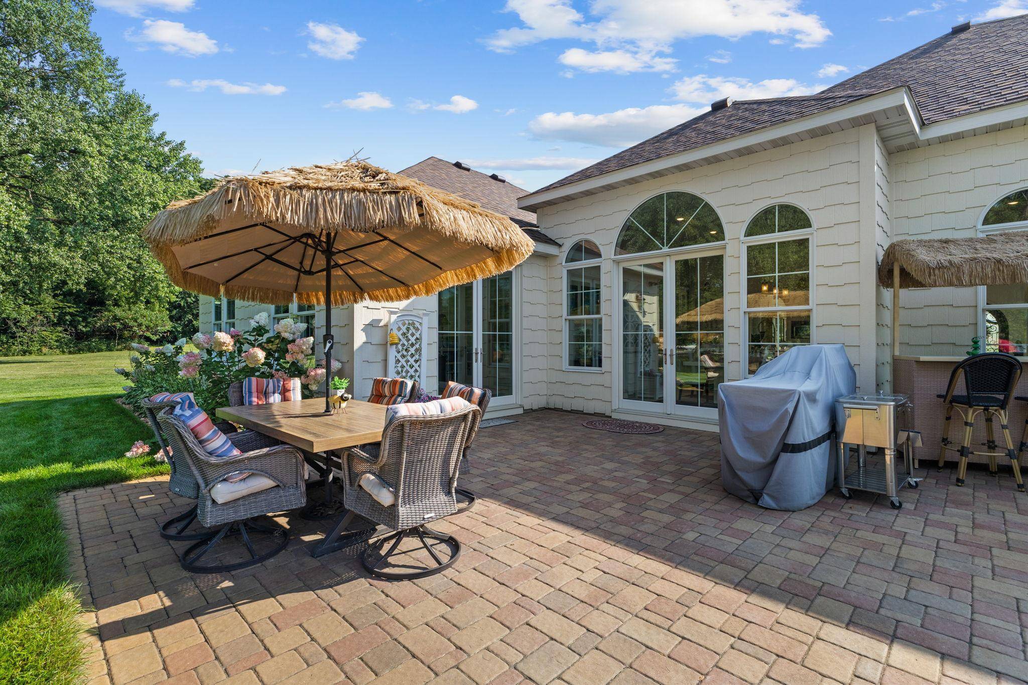 11344 Circle Ridge LN, Faribault, MN 55021