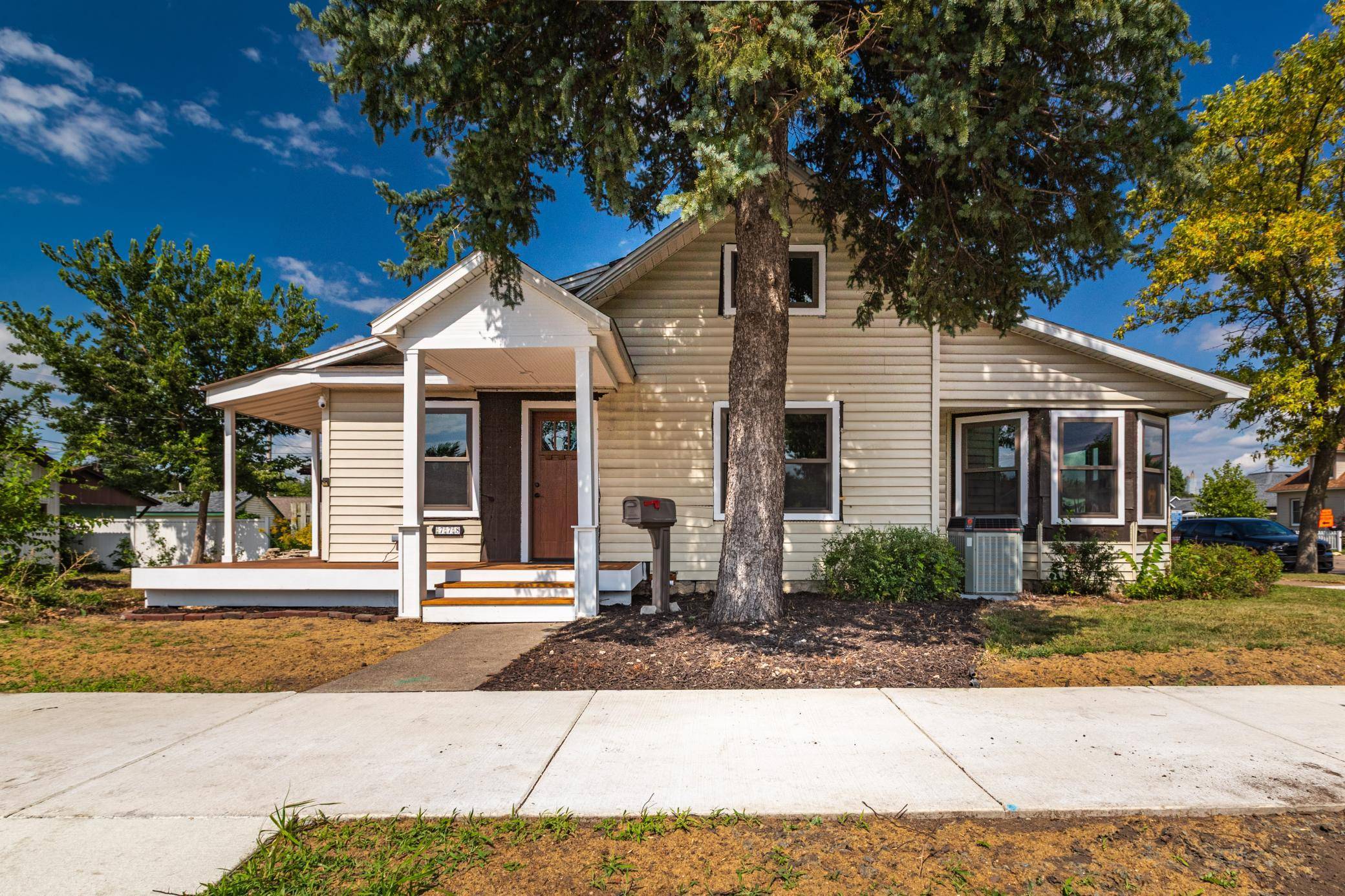 778 E 3rd ST, Winona, MN 55987