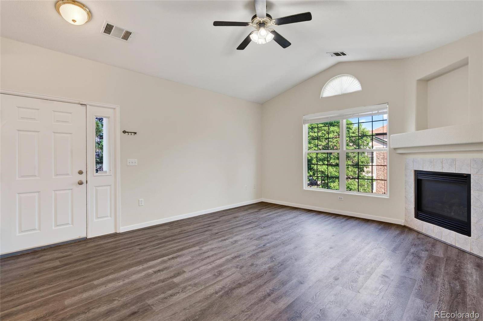 4054 S Crystal CIR #203, Aurora, CO 80014