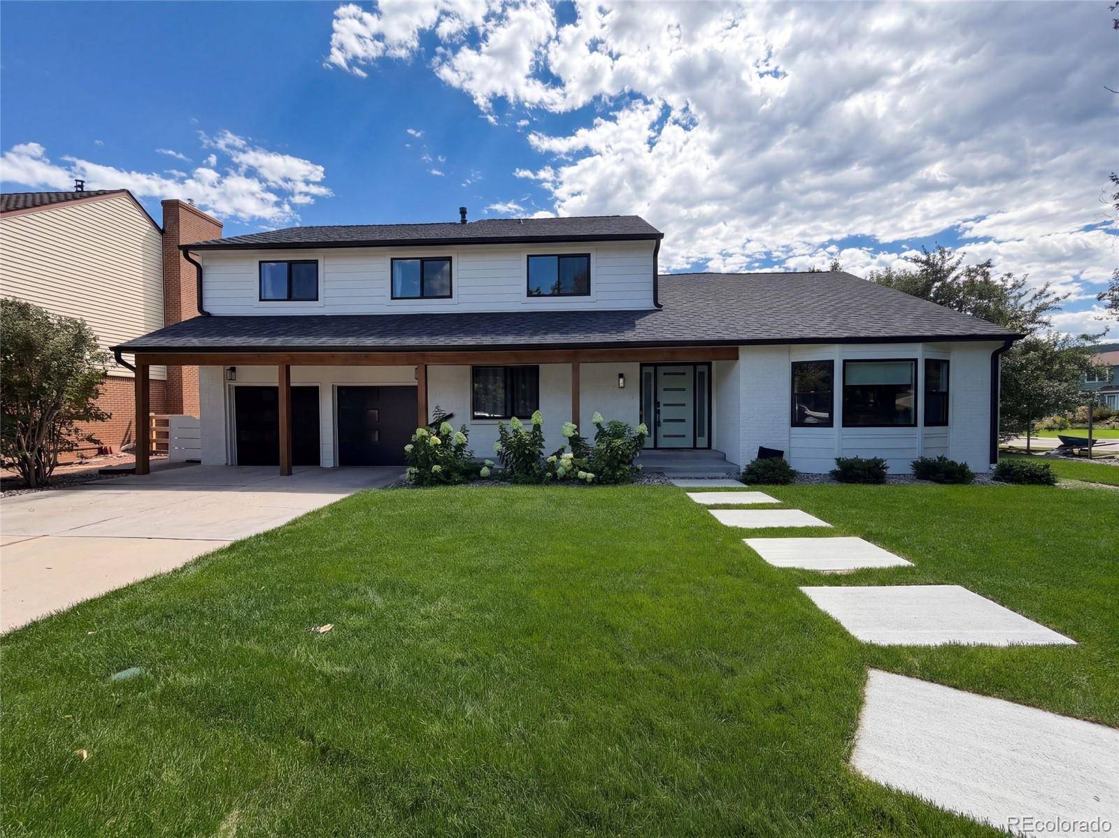 10708 W Chautauga MTN, Littleton, CO 80127