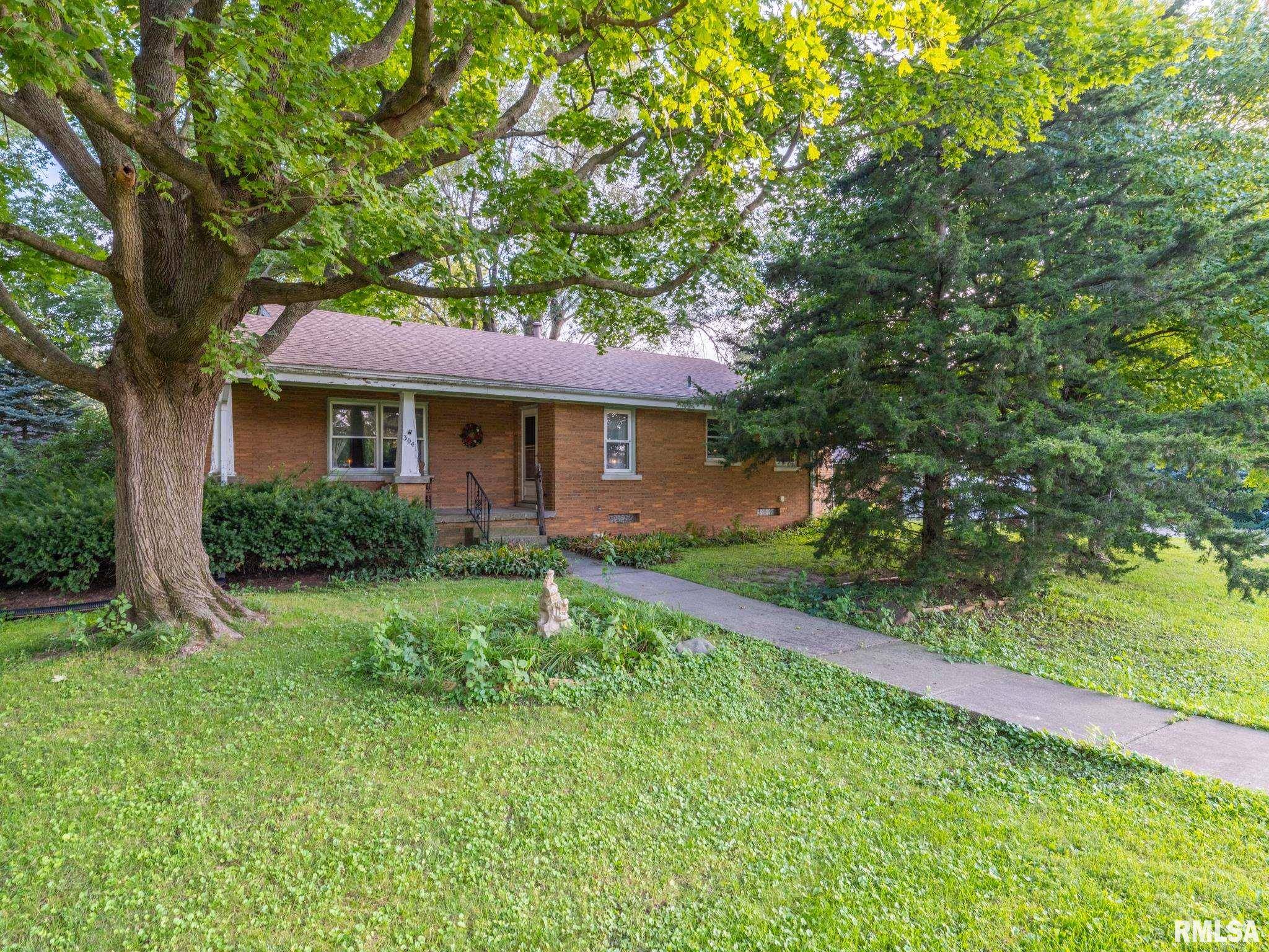 304 DAVIS CT, Tremont, IL 61568