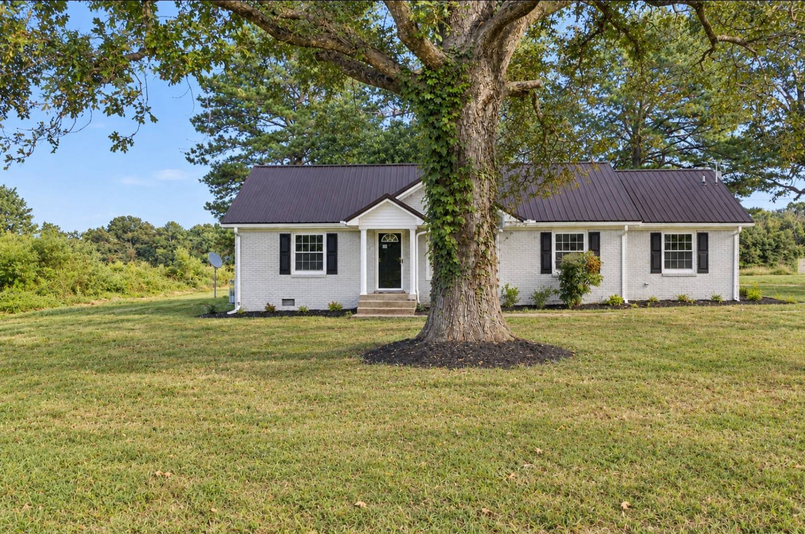 1083 Mattox Town Rd, Lawrenceburg, TN 38464