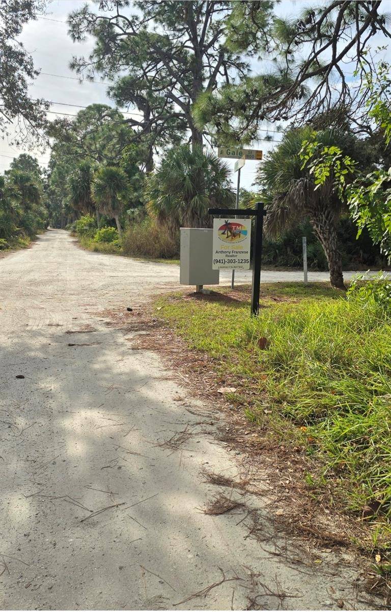 LEMON AVE AVE, Englewood, FL 34223