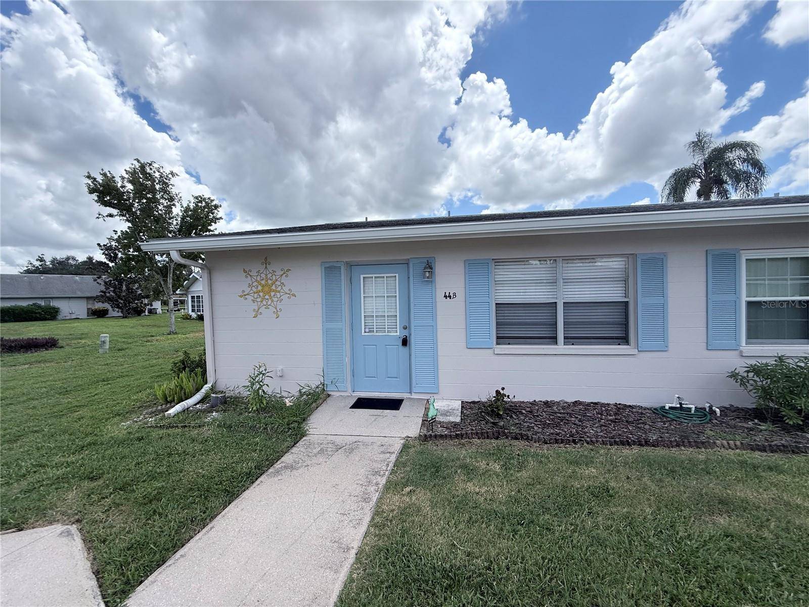402 DORCHESTER PL #44, Sun City Center, FL 33573