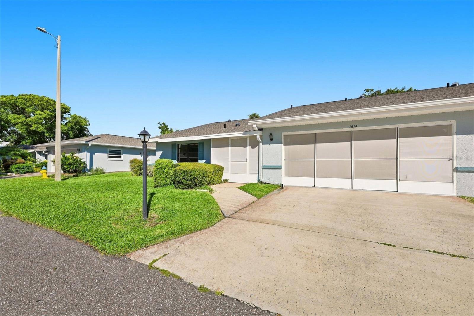 1514 INGRAM DR #23, Sun City Center, FL 33573