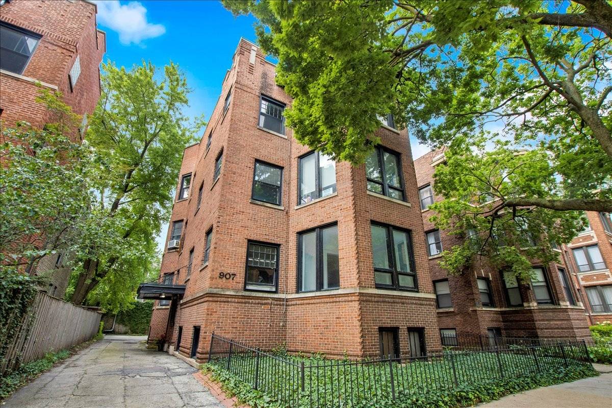 907 W Ainslie ST #1, Chicago, IL 60640