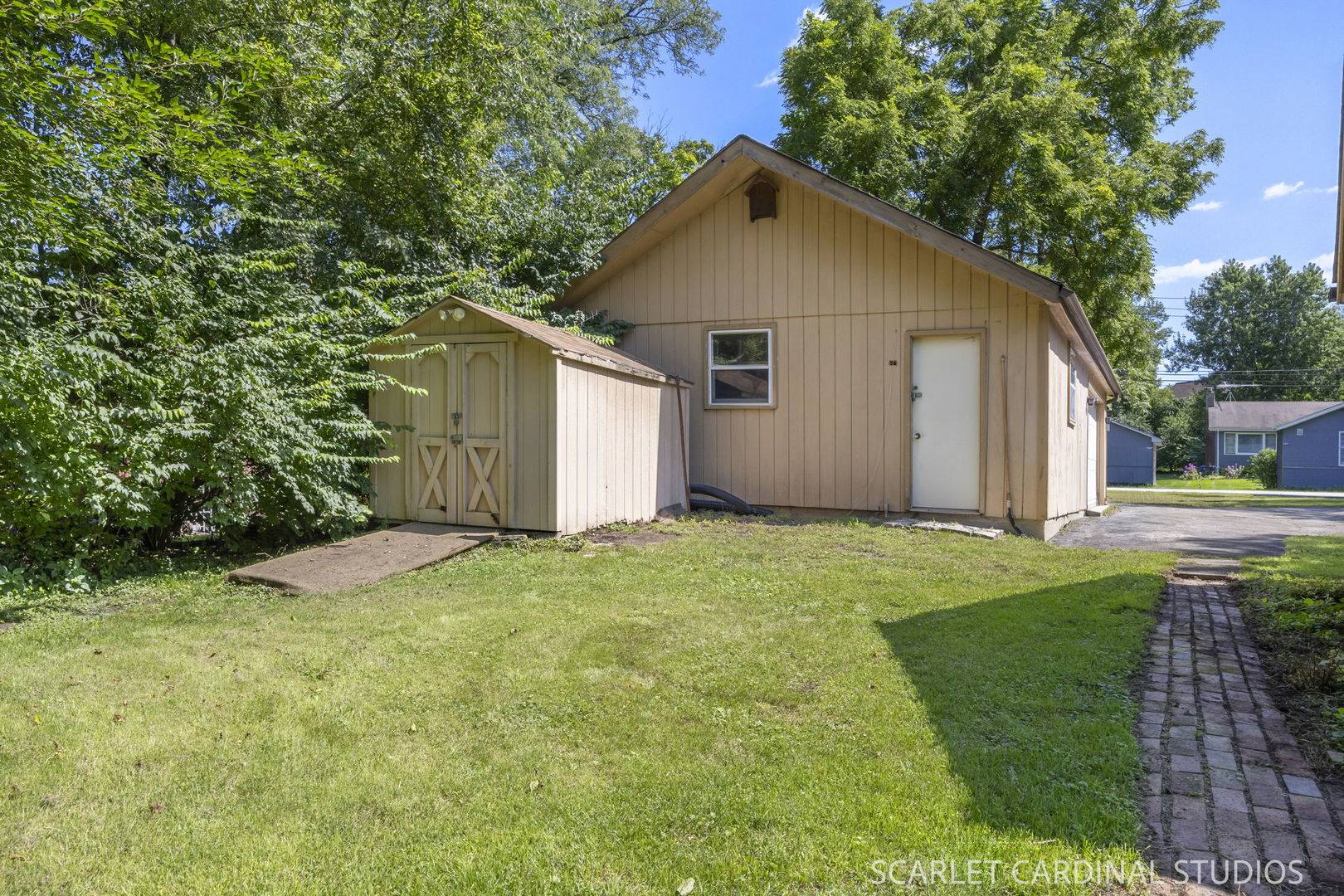 5508 Kingston AVE, Lisle, IL 60532