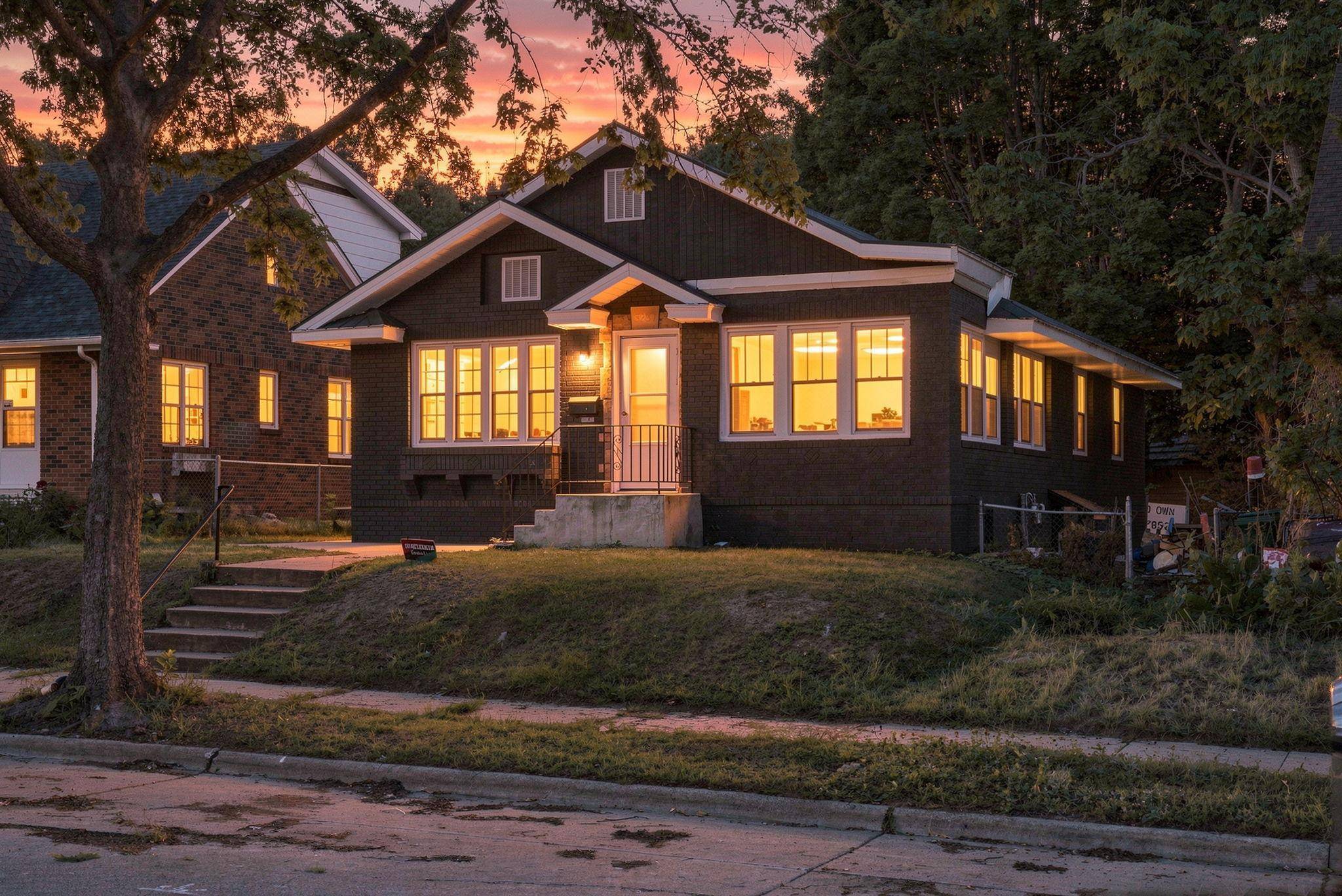 3237 Sheridan AVE N, Minneapolis, MN 55412