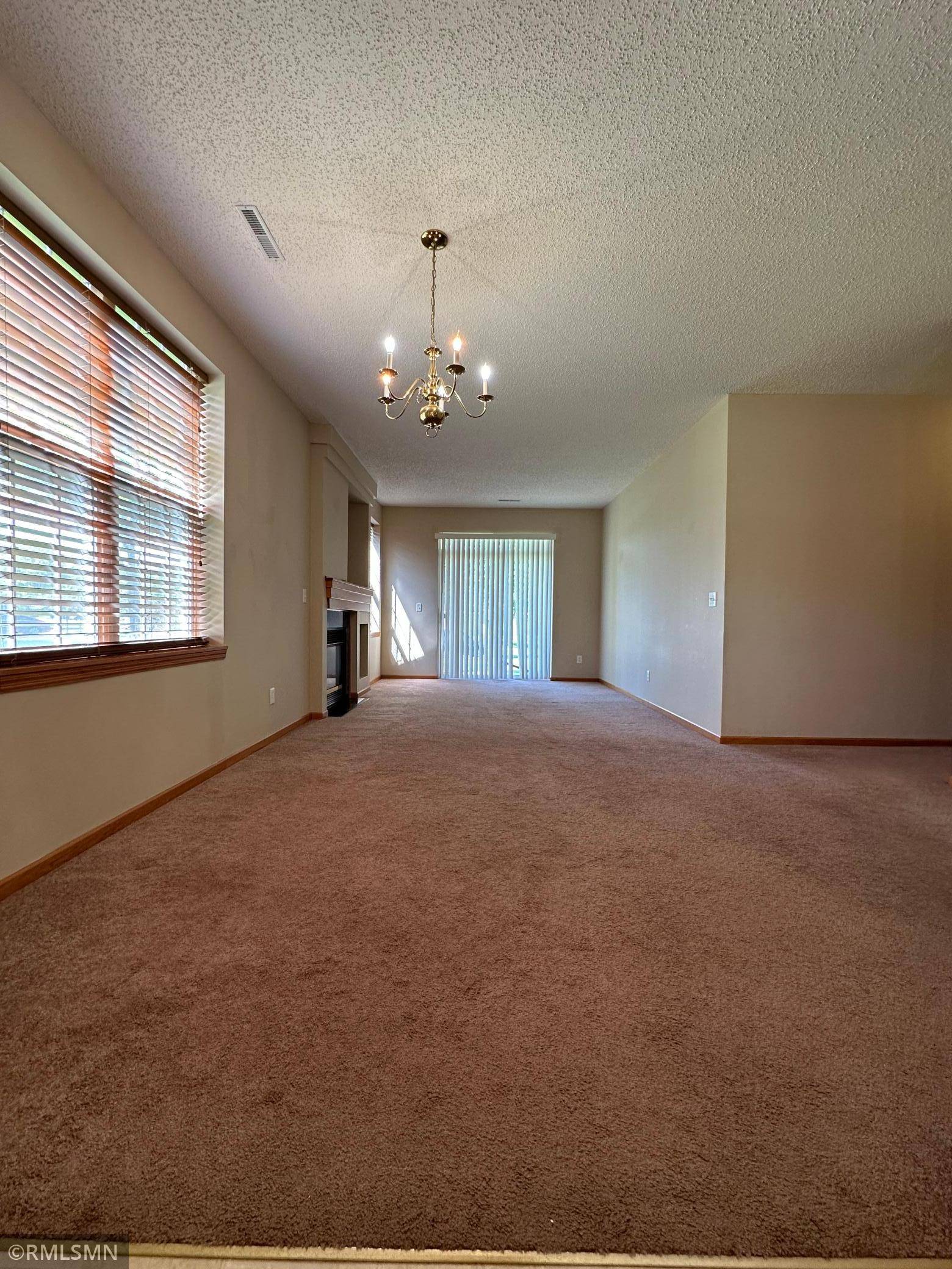 603 Providence DR, Shakopee, MN 55379