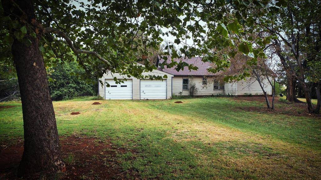 12004 N 2110 RD, Dill City, OK 73641
