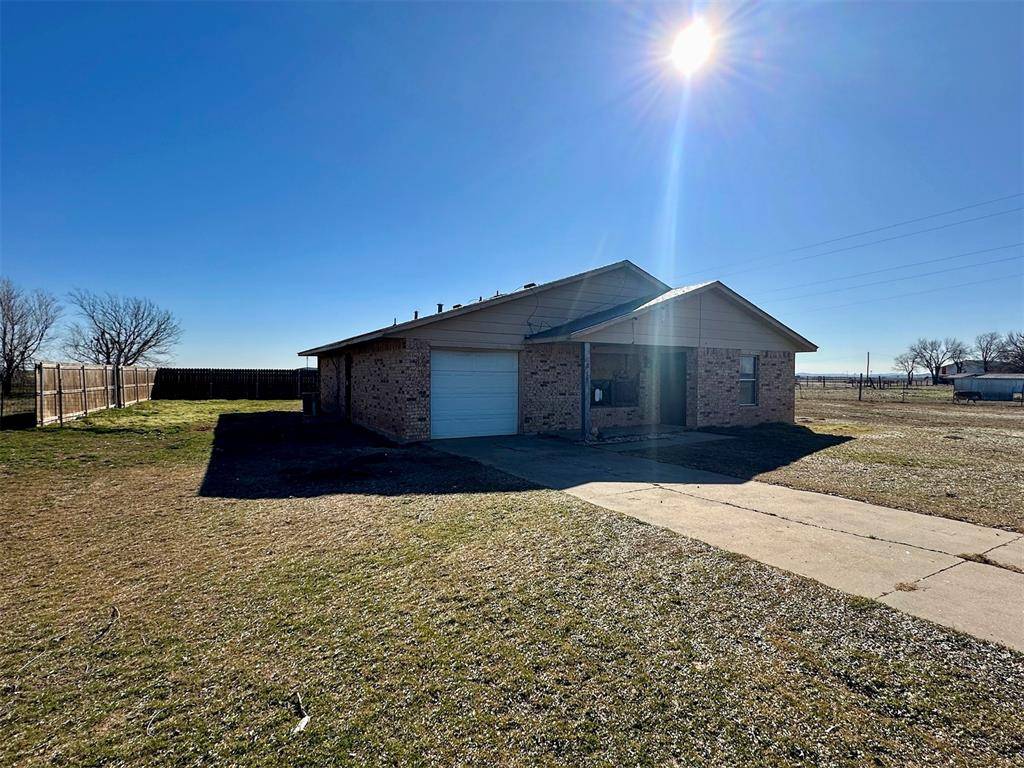 315 S Bannister ST, Gotebo, OK 73041