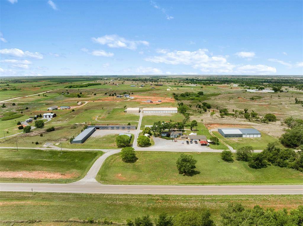 10277 N 2130 RD, Foss, OK 73647