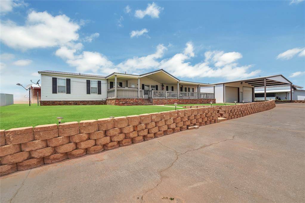 10145 N 2116 CIR, Foss Lake, OK 73626
