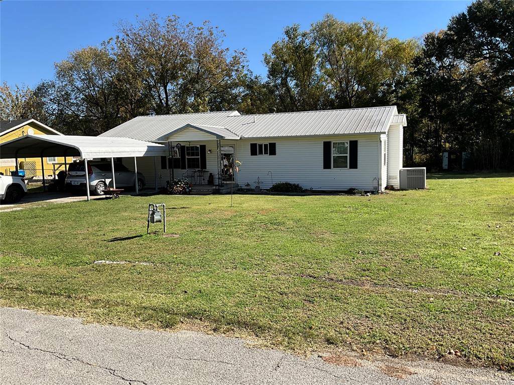 4 N Orray ST, Coalgate, OK 74538
