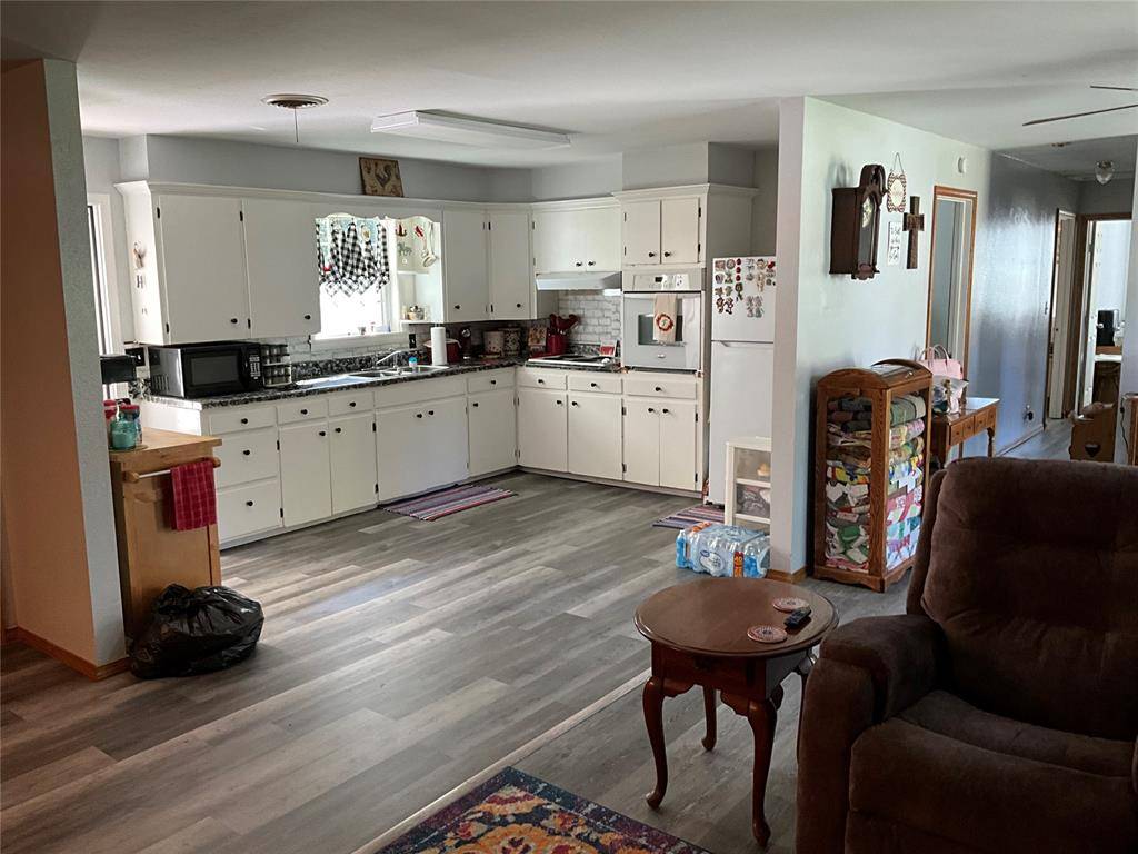 4 N Orray ST, Coalgate, OK 74538