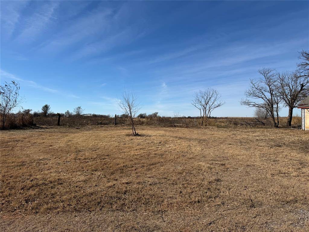 109 W 2nd ST, Custer City, OK 73639
