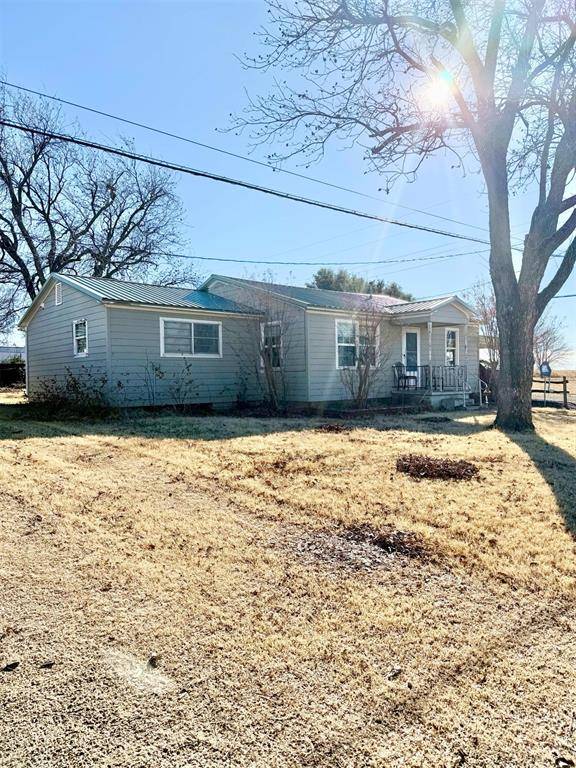 707 S Main ST, Grandfield, OK 73546