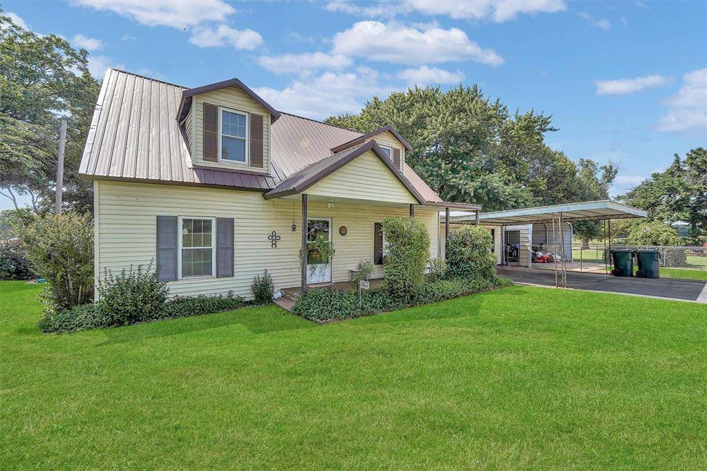 409 S McDonald ST, Dill City, OK 73641