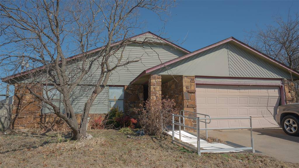 501 E 141st PL, Glenpool, OK 74033