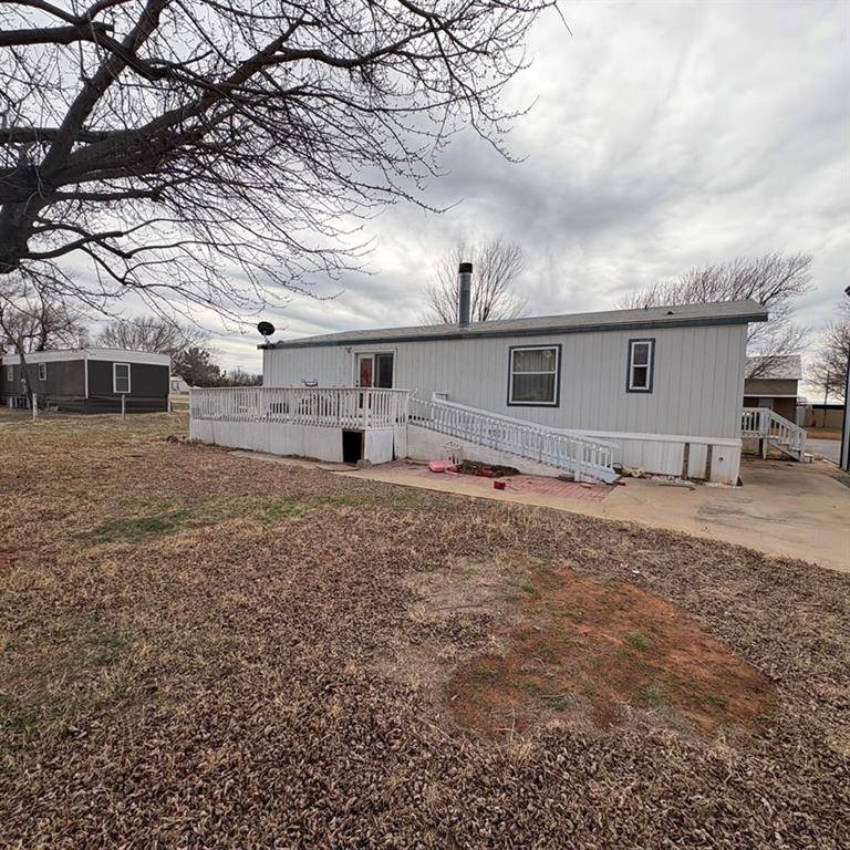 302 S 2nd ST, Canute, OK 73626