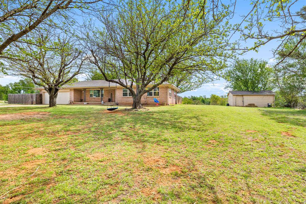 540 E Gracemont ST, Gracemont, OK 73042