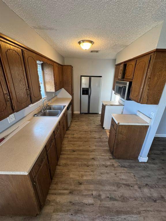 725 Elm AVE, Geary, OK 73040