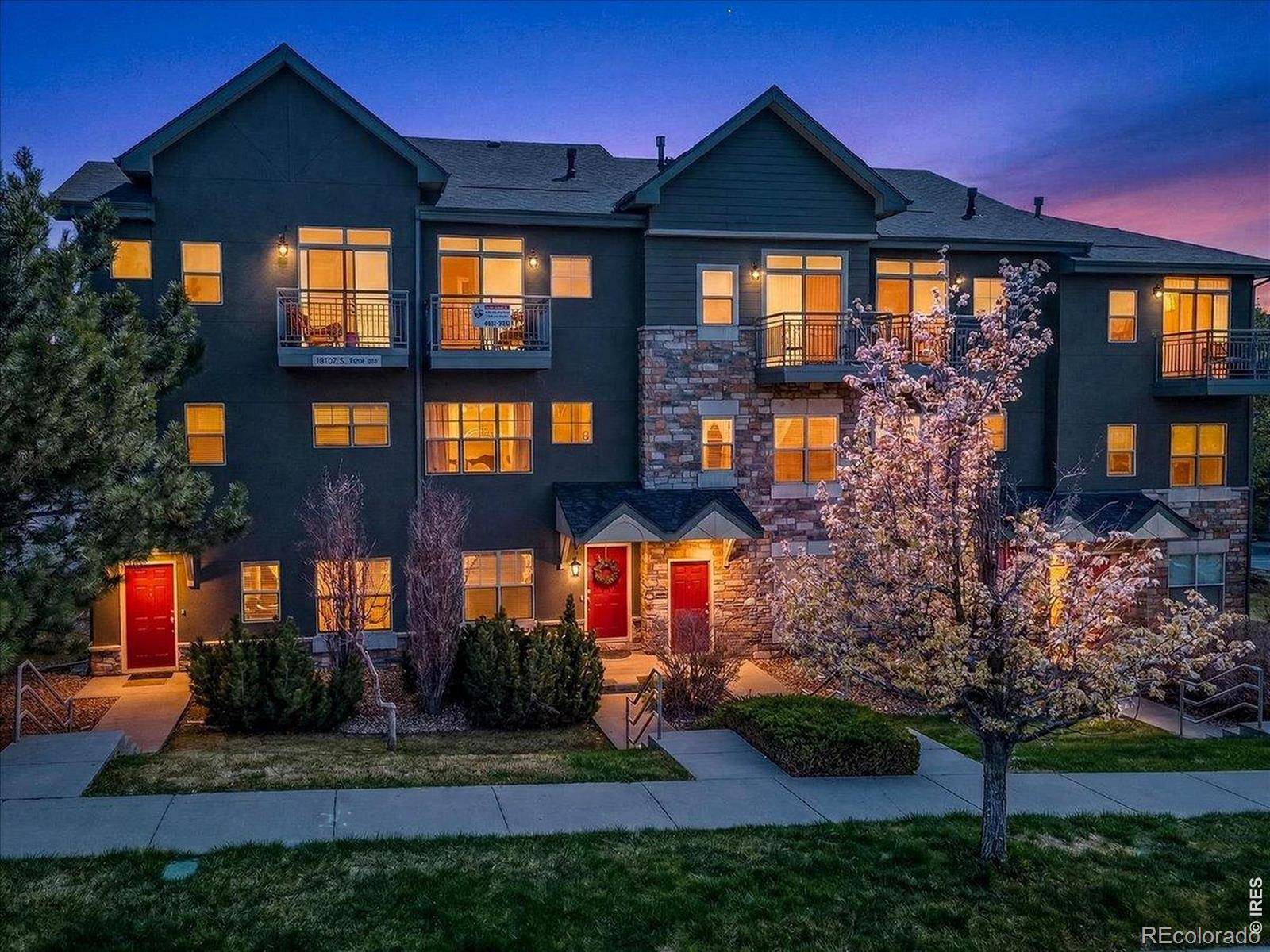 18767 E Yale CIR #B, Aurora, CO 80013