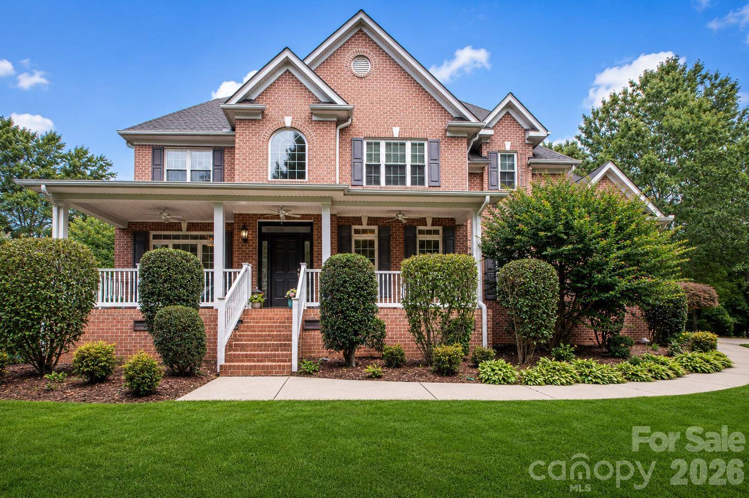 1015 Estate LN, Matthews, NC 28104