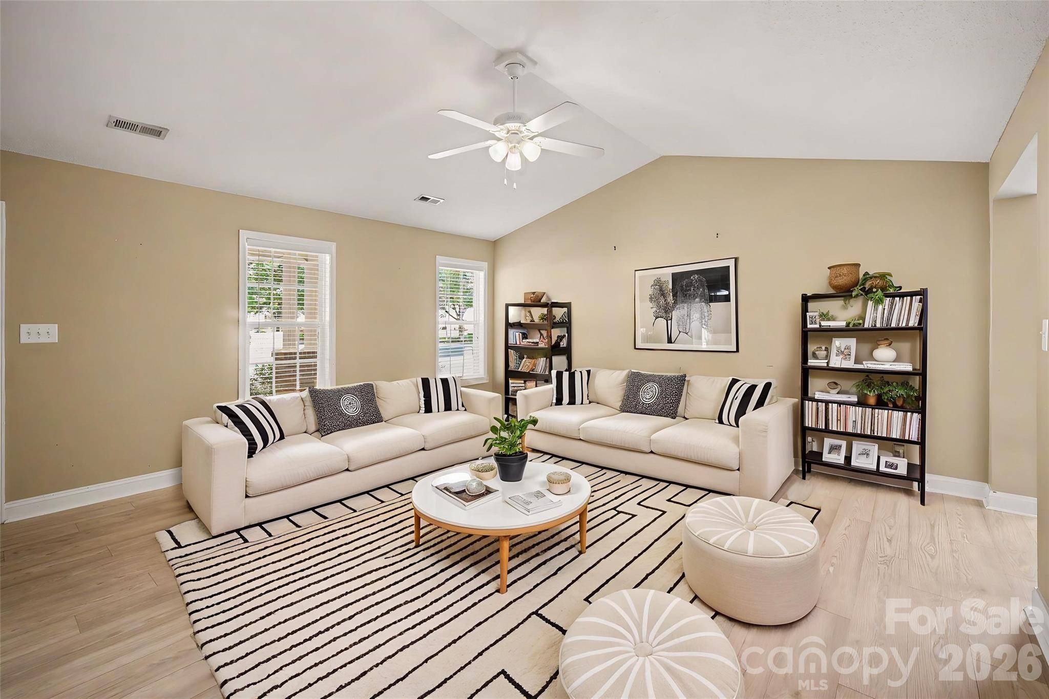 304 Llewellyn ST, Belmont, NC 28012