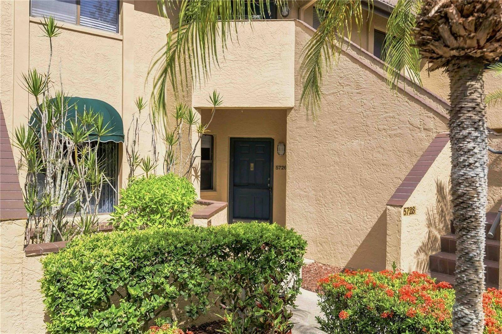 5726 ASHTON LAKE DR #11, Sarasota, FL 34231