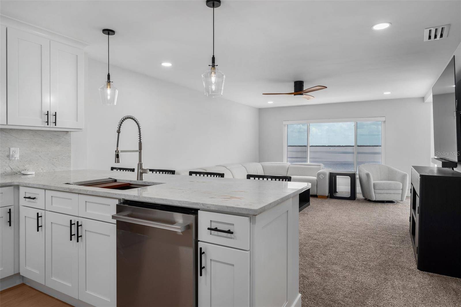 4800 GULF OF MEXICO DR #PH 3, Longboat Key, FL 34228