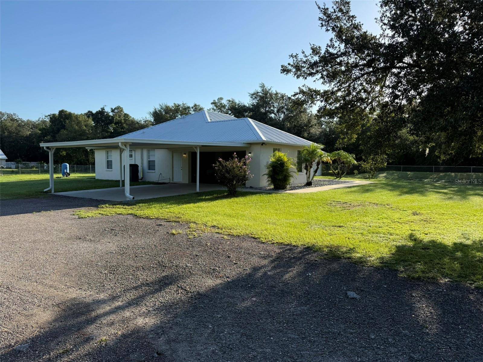 1978 WOOTEN RD, Dover, FL 33527