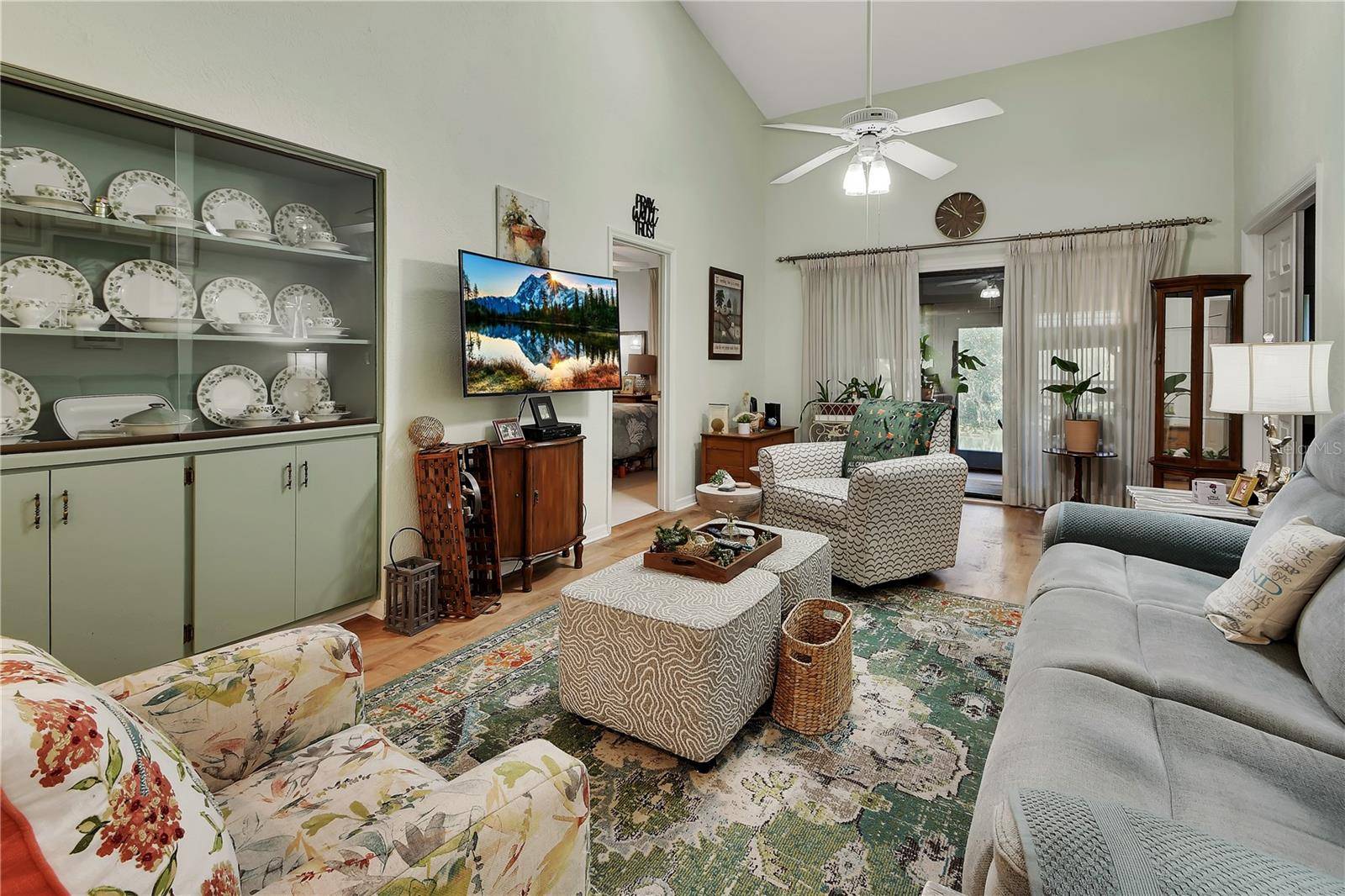 904 VILLAGE GREEN RD #3, Deland, FL 32720