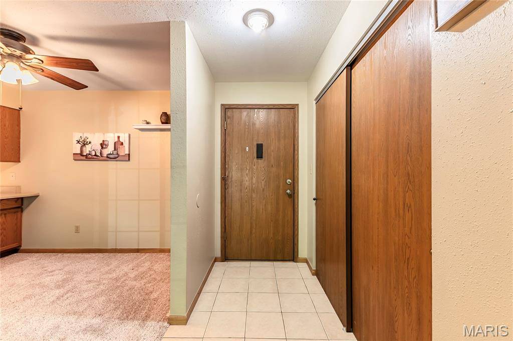 1440 Heritage Landing #105, St Charles, MO 63303