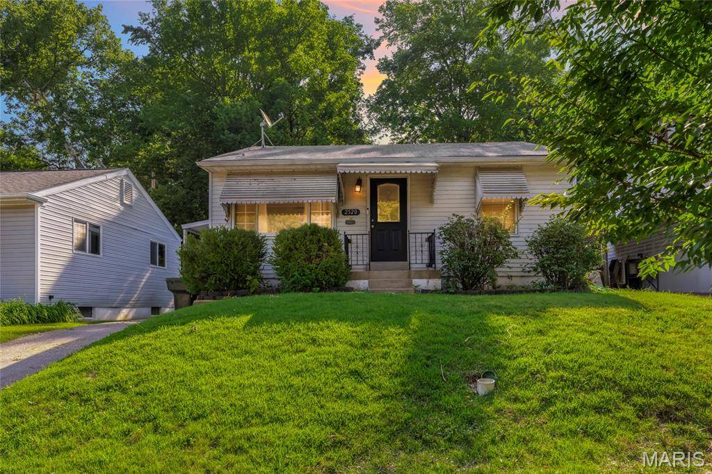 2520 Tamm AVE, St Louis, MO 63139