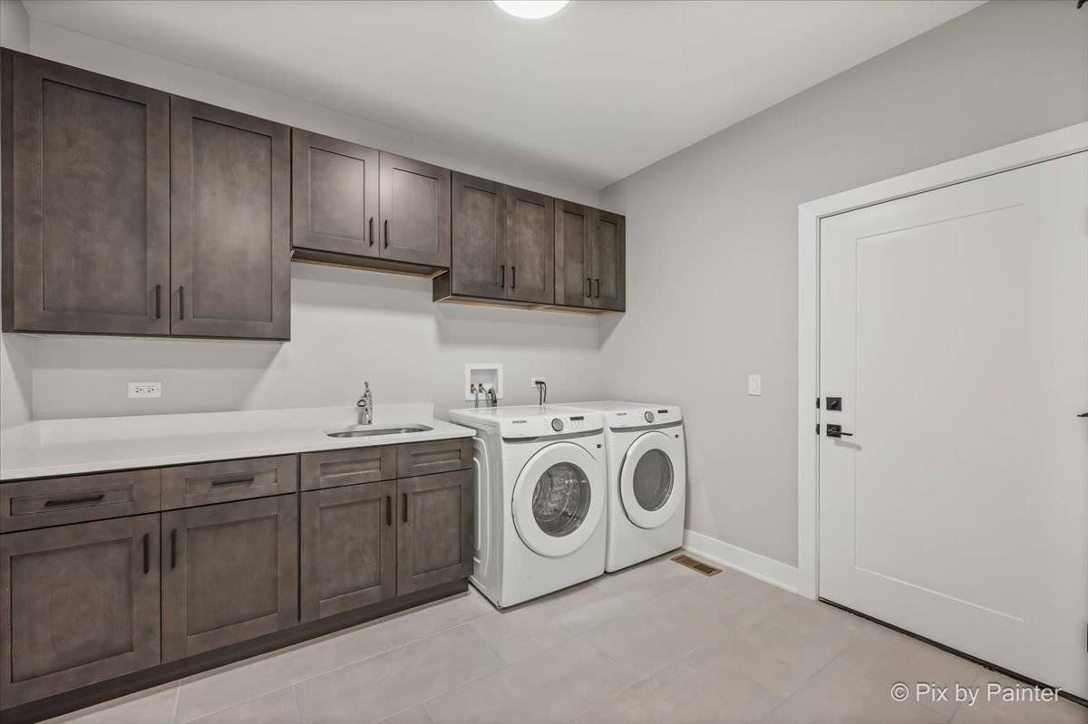 1211 Noble DR, Port Barrington, IL 60010