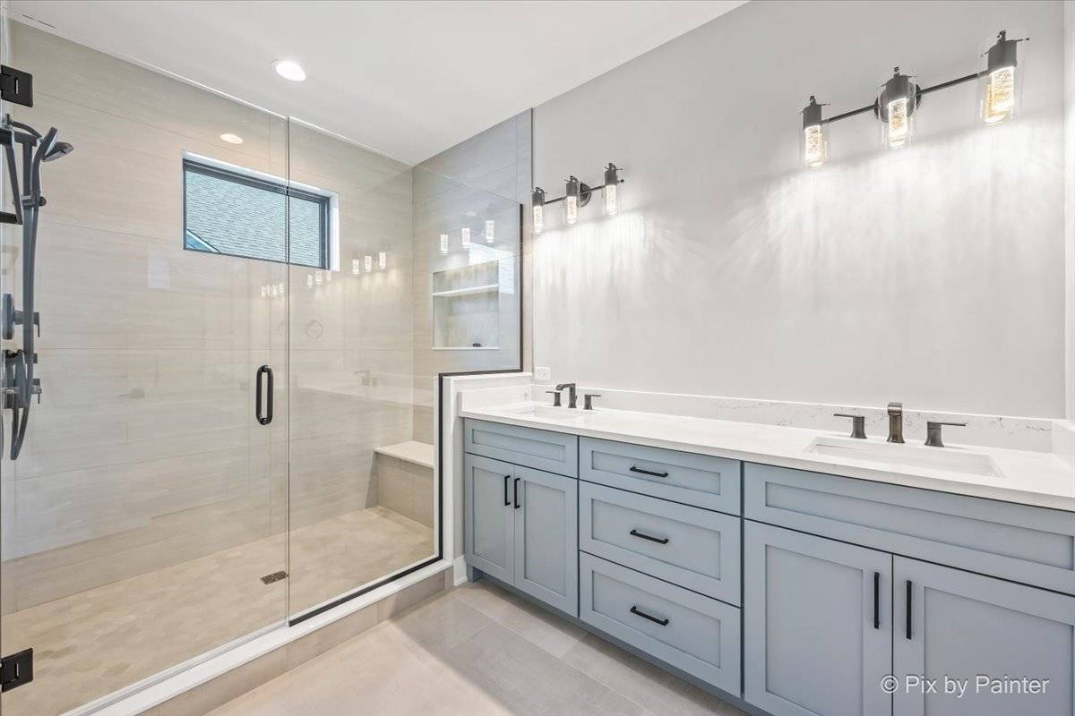 1211 Noble DR, Port Barrington, IL 60010