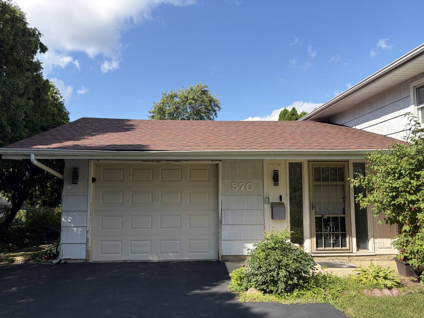 570 JAMISON LN, Hoffman Estates, IL 60169