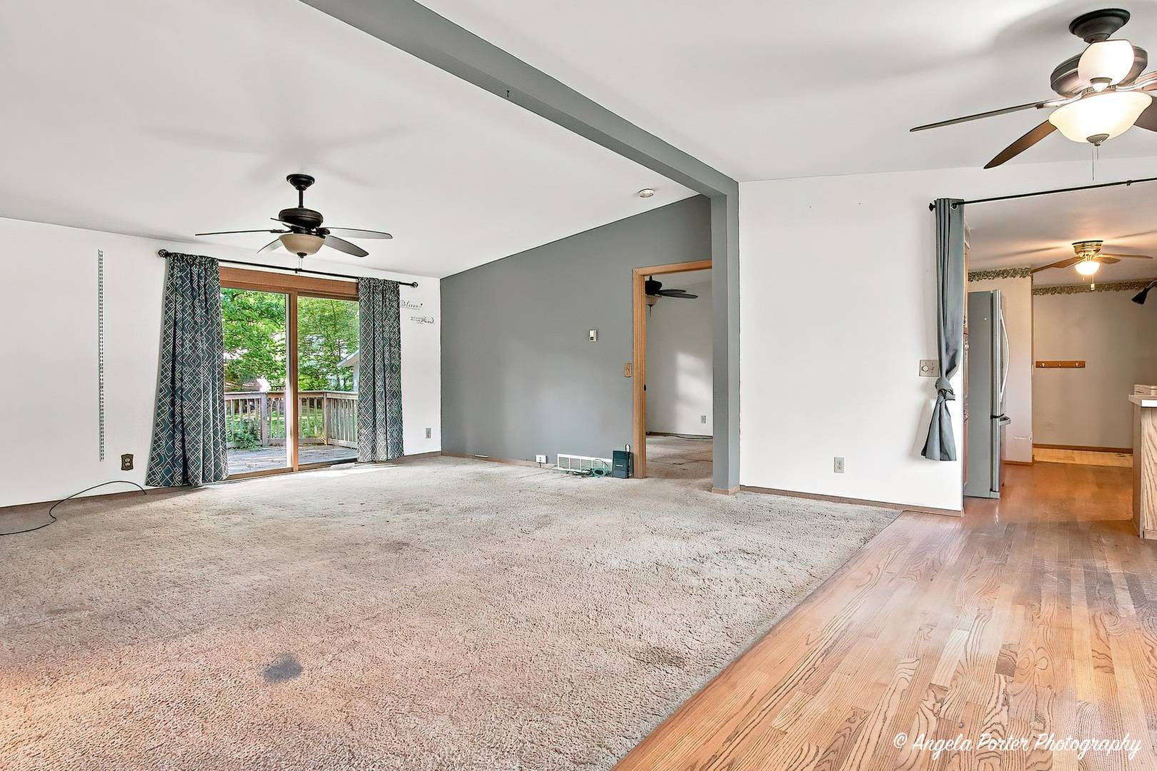 1815 Grandview DR, Johnsburg, IL 60051