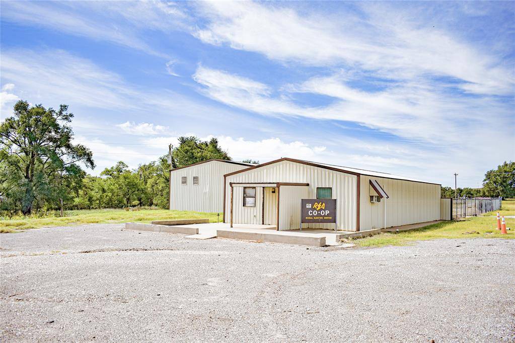100 N Santa Fe AVE, Reydon, OK 73660