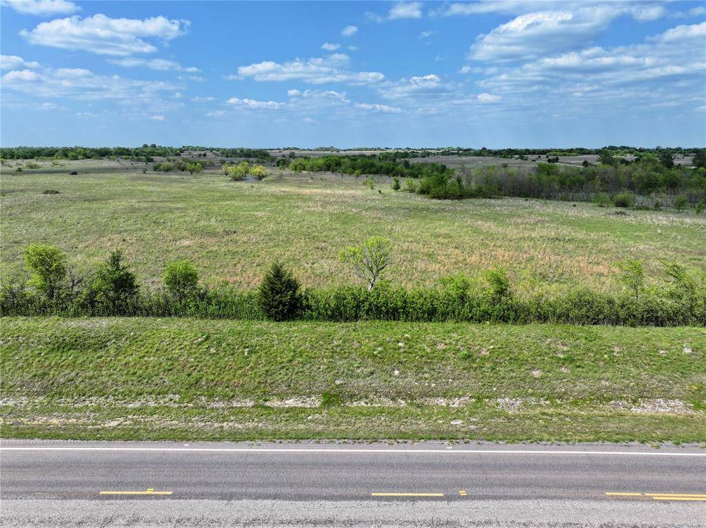 18674 E 22 HWY, Caddo, OK 74729