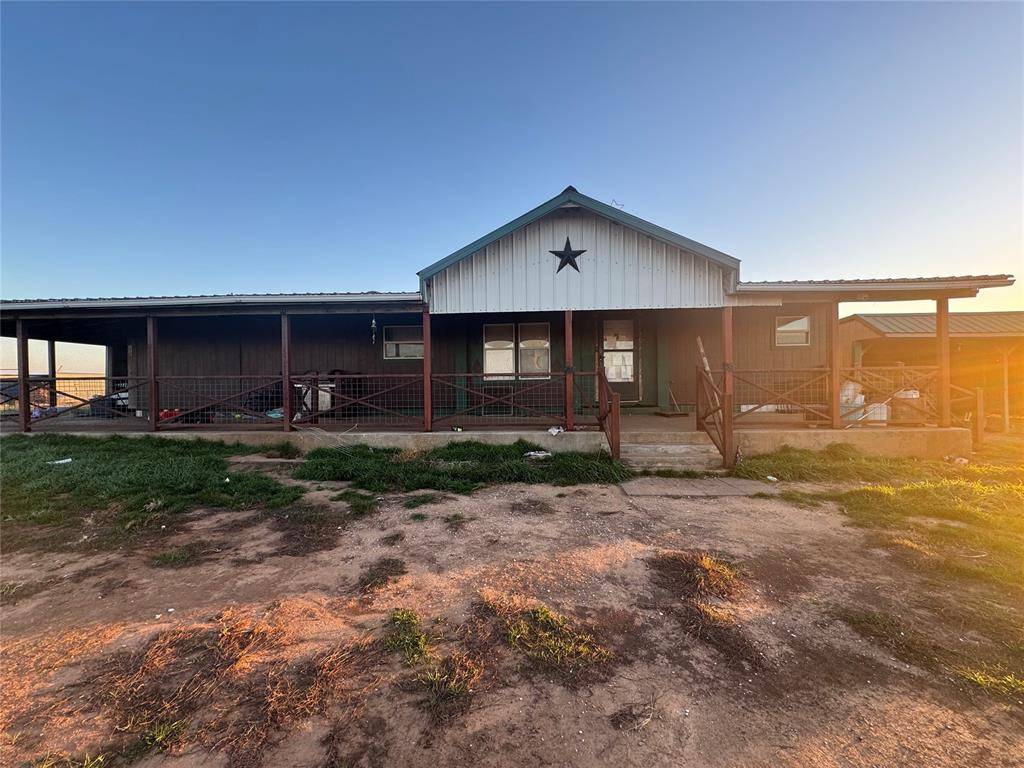 273453 E 1780 RD, Comanche, OK 73529