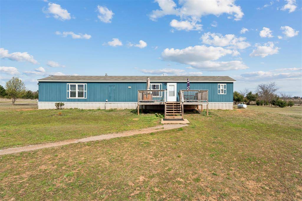 49132 E 1290 RD, Maud, OK 74854