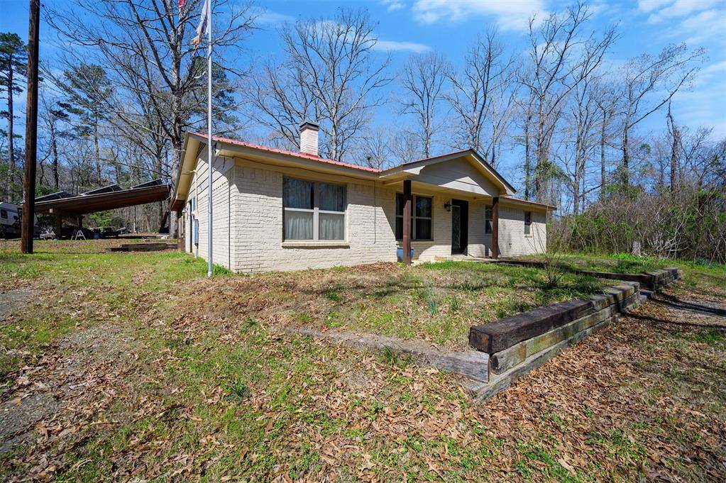 234 Glover RD, Battiest, OK 74728