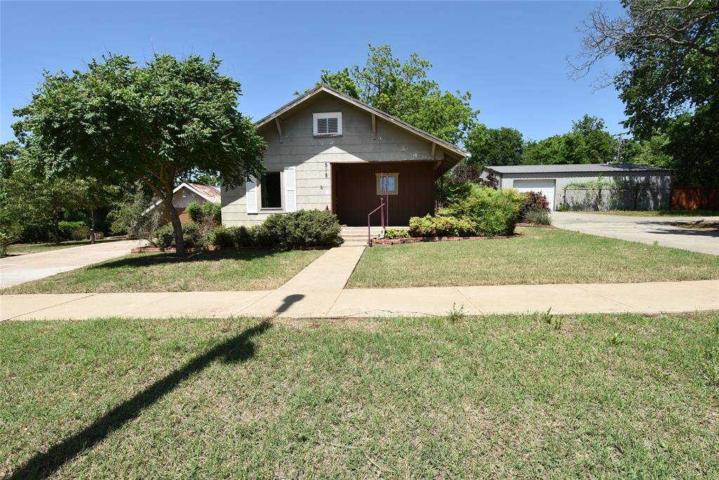 518 W Main ST, Maud, OK 74854